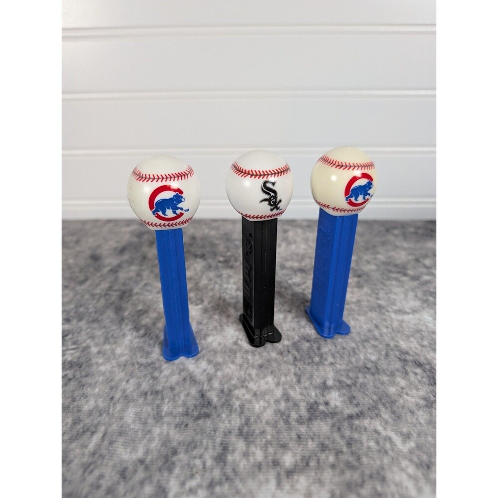 LOT OF 3 MLB CHICAGO CUBS And WHITE SOX Pez Dispenser "BASEBALL" 2009 RETIRED